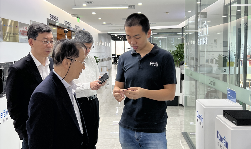 動(dòng)態(tài)｜中國(guó)電動(dòng)汽車百人會(huì)理事長(zhǎng)陳清泰一行赴鯤云科技調(diào)研